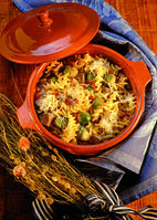 Nudeleintopf mit Rindfleisch und Rosenkohl